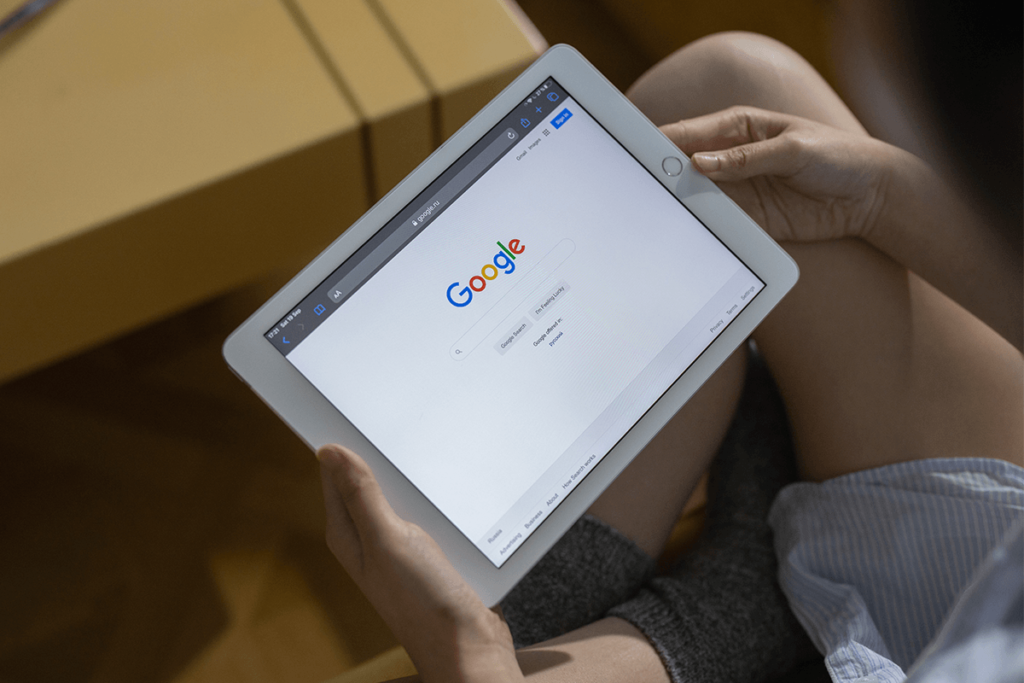 posicionar en google - Foto de cottonbro en Pexels